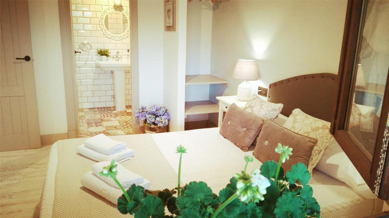 Apartamentos El Llanin Onís Eksteriør billede